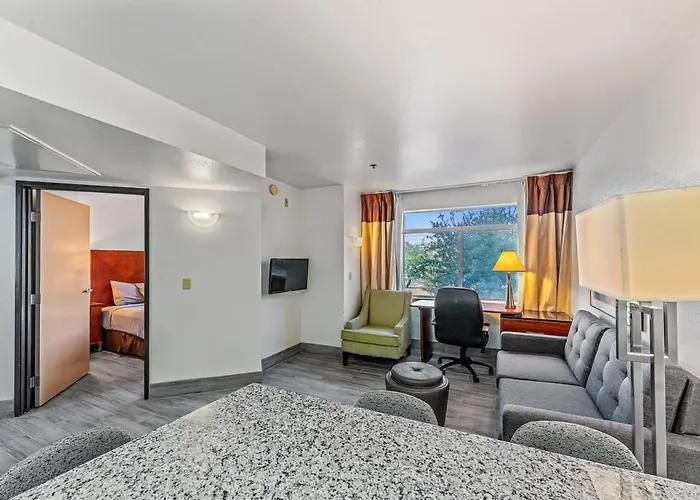 Metro Extended - Cosy King Appartement *